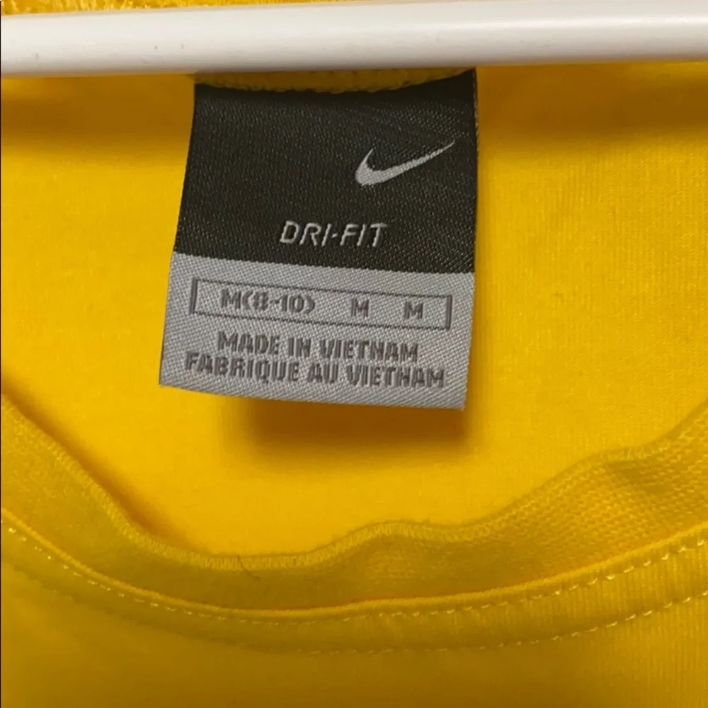 Nike Run Women’s Shirt M